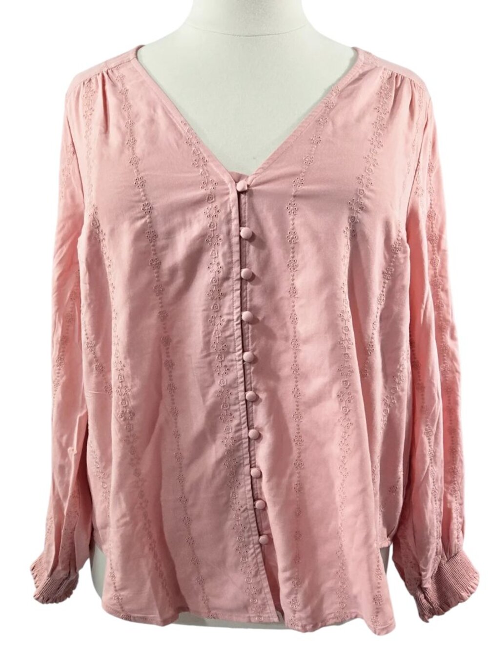 Torrid NWT Mellow Rose Pale Pink Eyelet Button Down Blouson Sleeve Blouse